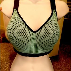 EUC Victoria secret sports bra